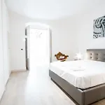 Cavour 231 Big House Апартаменты Бари