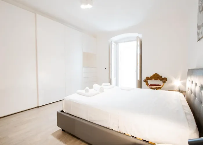 Cavour 231 Big House 巴里